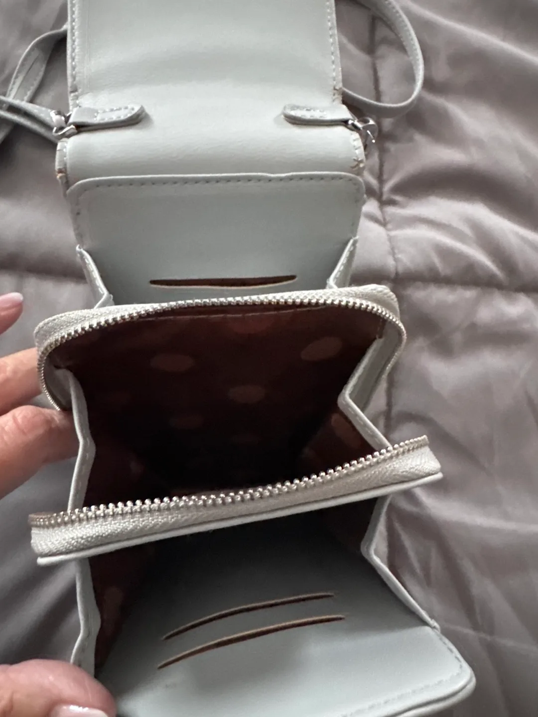 Grey Crossbody Cellphone Bag image indicator(2)