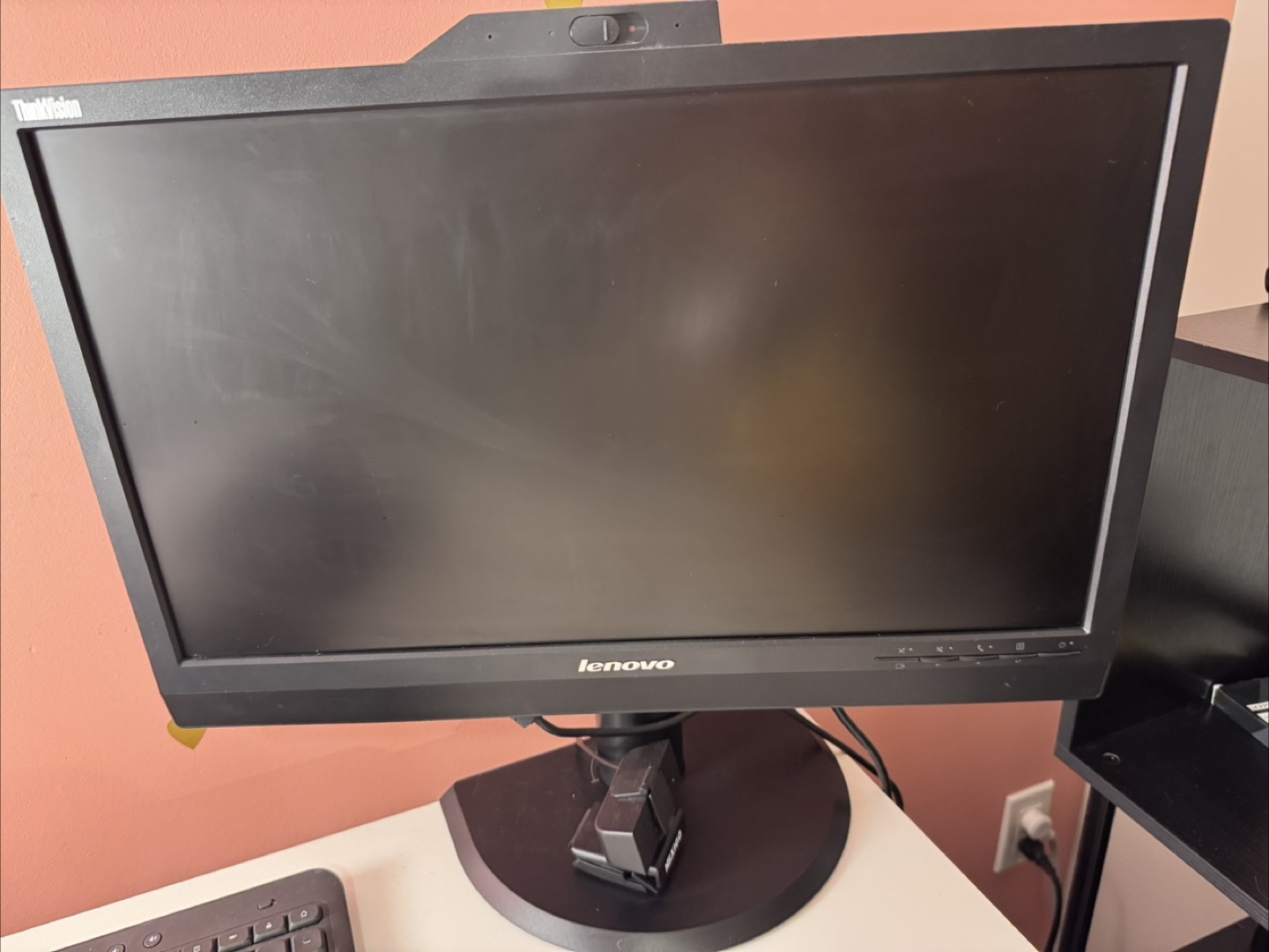 Lenovo Monitor 21.5” LED moving sale must go