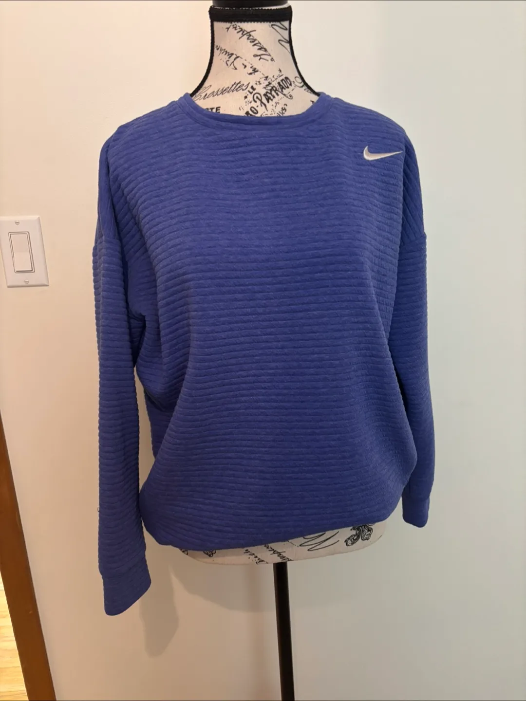 Nike Purple Pullover image indicator(2)