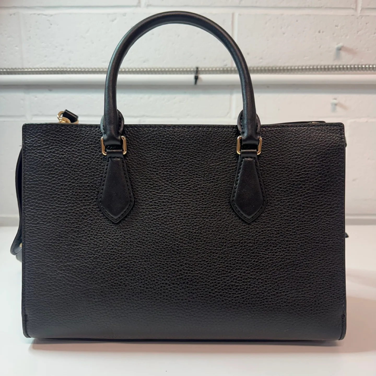 Michael Kors Black Leather Tote Bag (almost brand new) image indicator(2)