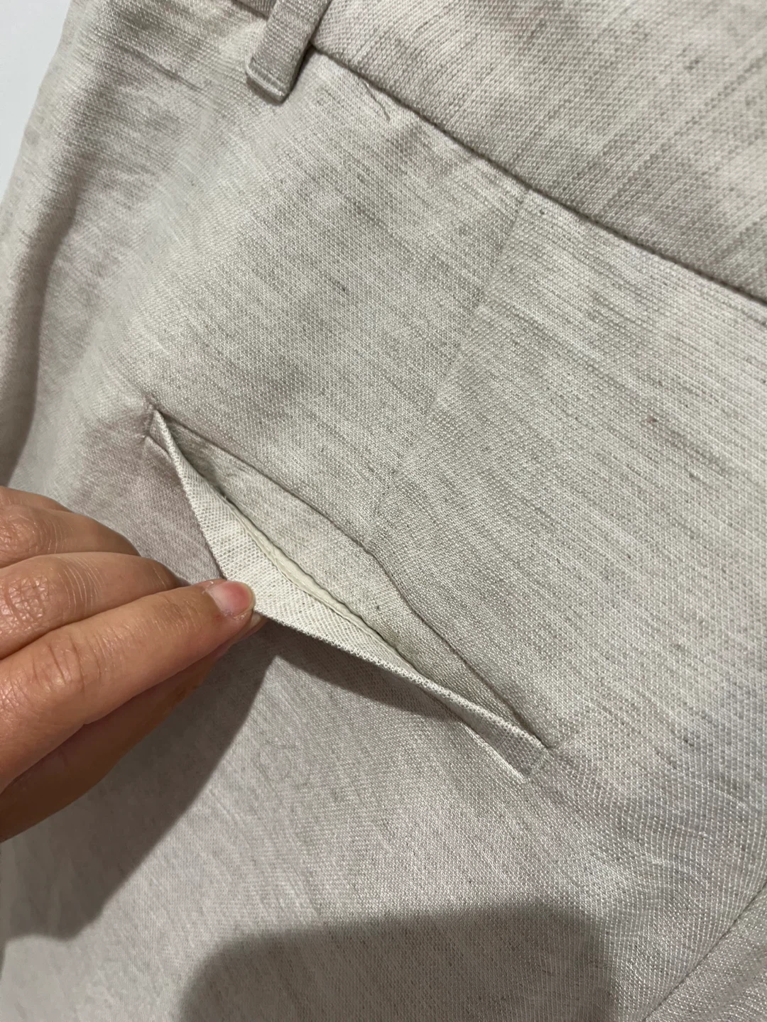 Aritzia The Effortless Short Size 8 - photo 5