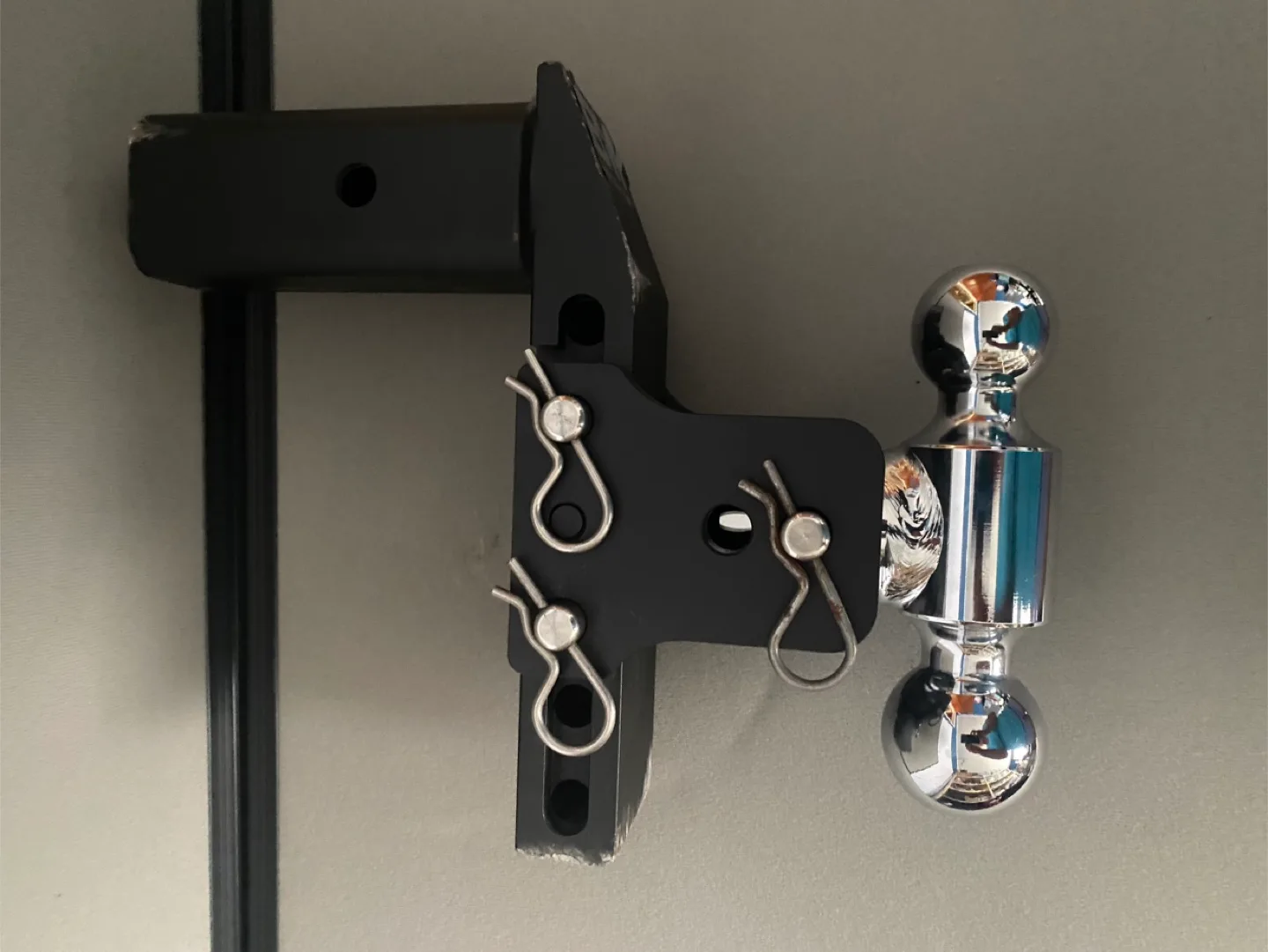 B&W Trailer Hitches Tow/Stow Adjustable Trailer Hitch Ball Mount image indicator(3)