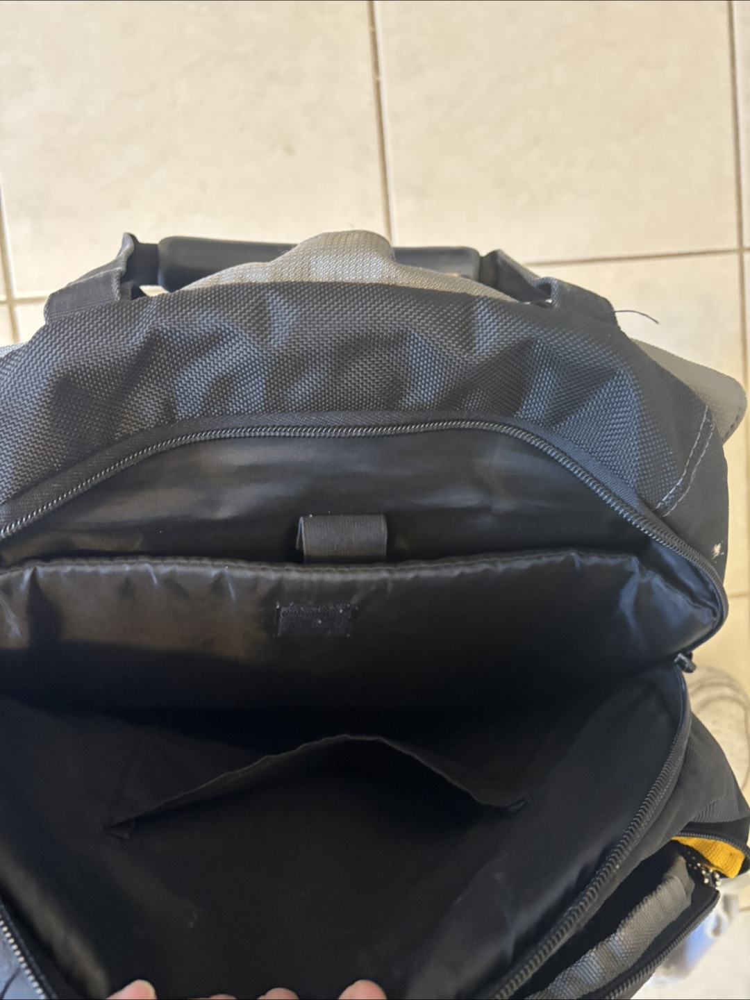 Targus Black & Grey Backpack - photo 3