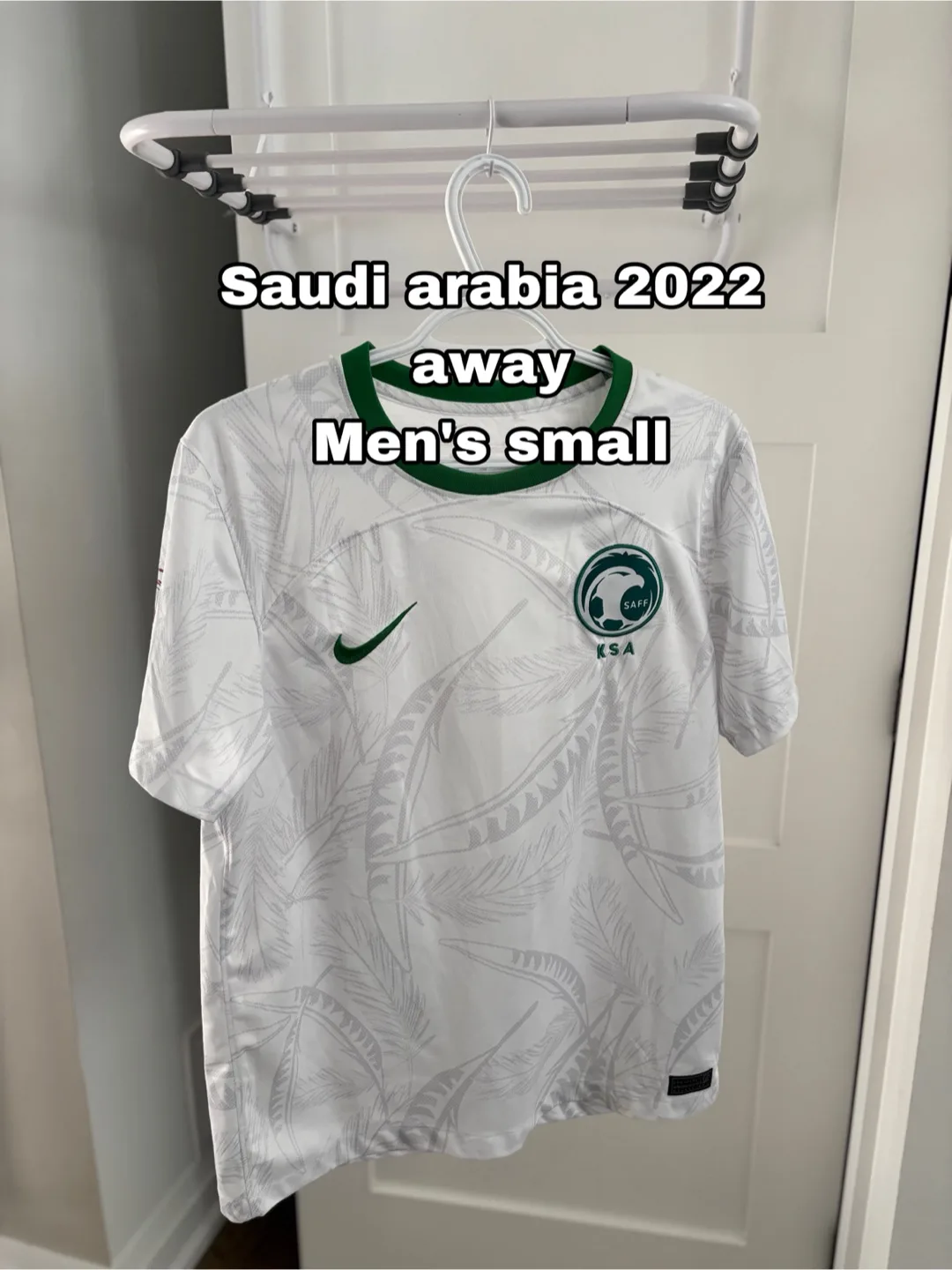 Saudi Arabia 2022 Away Jersey - Men's Small thumbnail