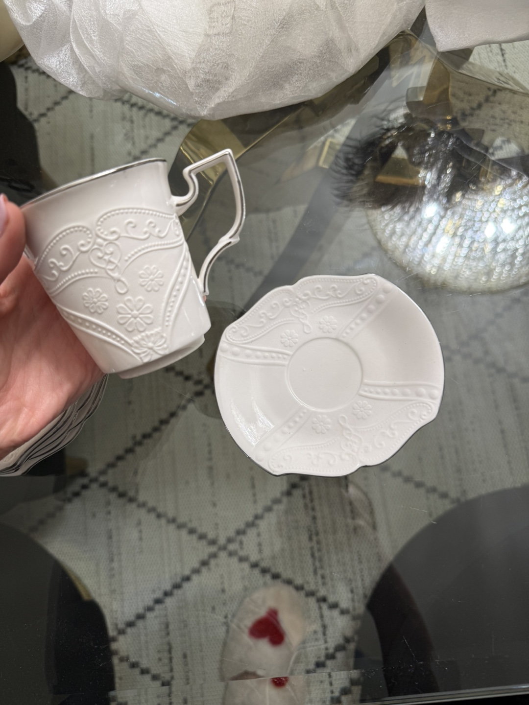 White Porcelain Tea Cup and Saucer Set - photo 3