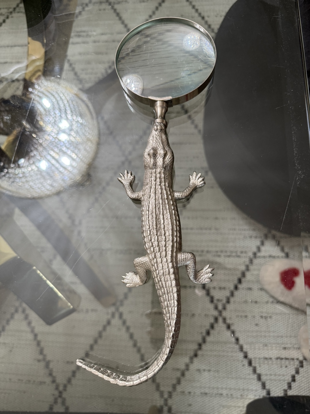 Alligator Magnifying Glass - photo 2