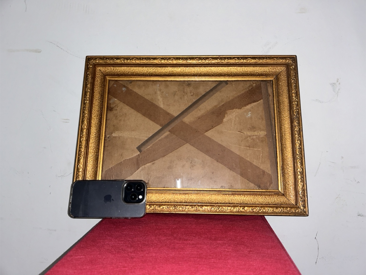 Vintage Gold Ornate Picture Frame - photo 2