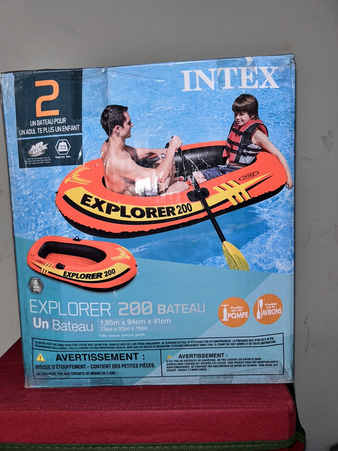 Intex Explorer 200 Boat - Like New!