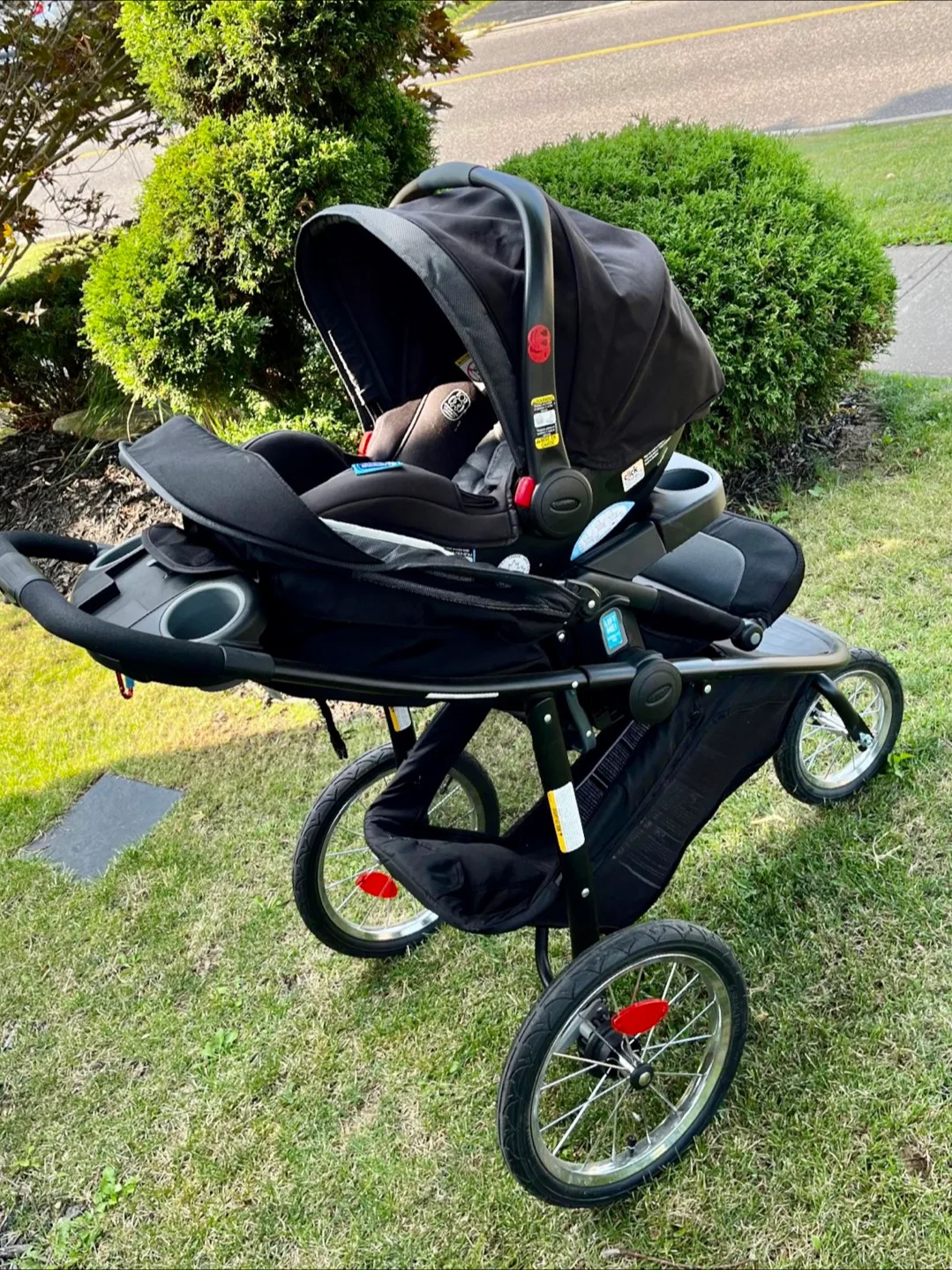 Graco JGR 2.0 - Jogger Stroller & Car Seat image indicator(3)