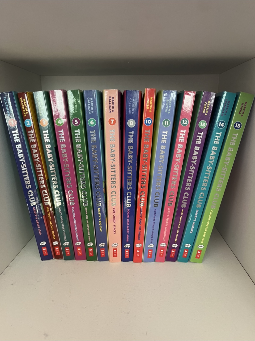 Babysitters club graphic novel book series