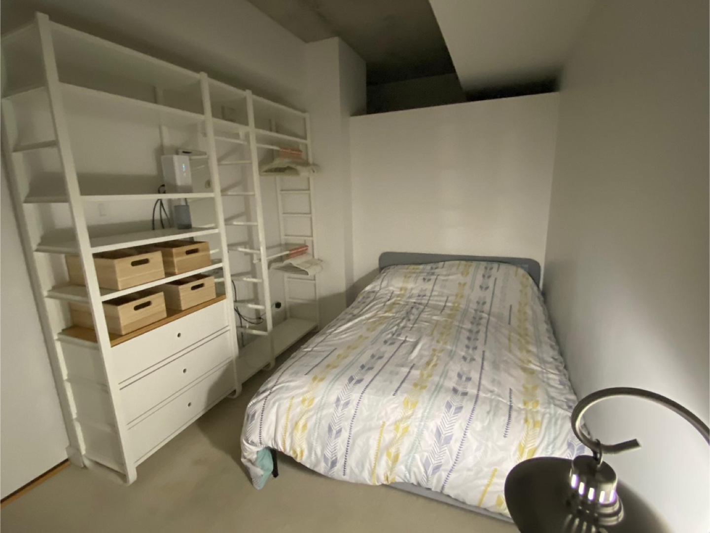 Centretown 1 B/R 1 Bath Condo Sept 1 - photo 4