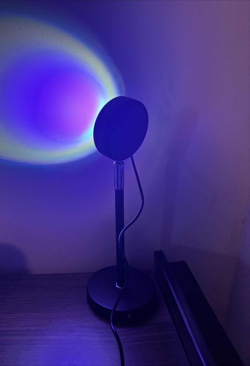 Sunset Projection Lamp - photo 2