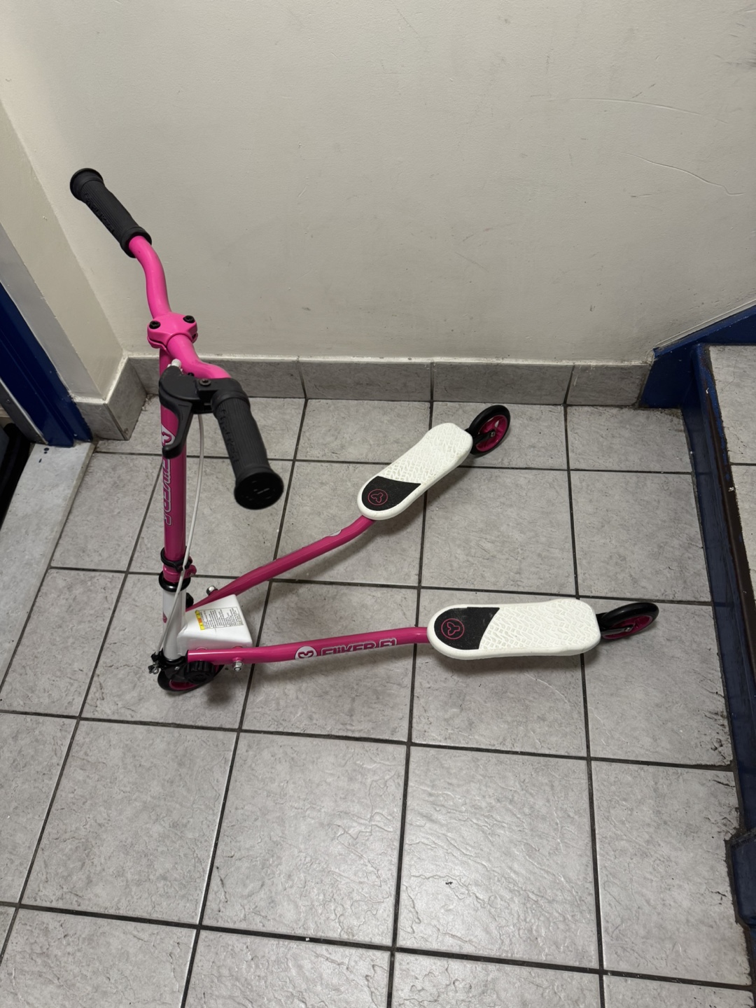 Pink Y Fliker F1 - photo 2