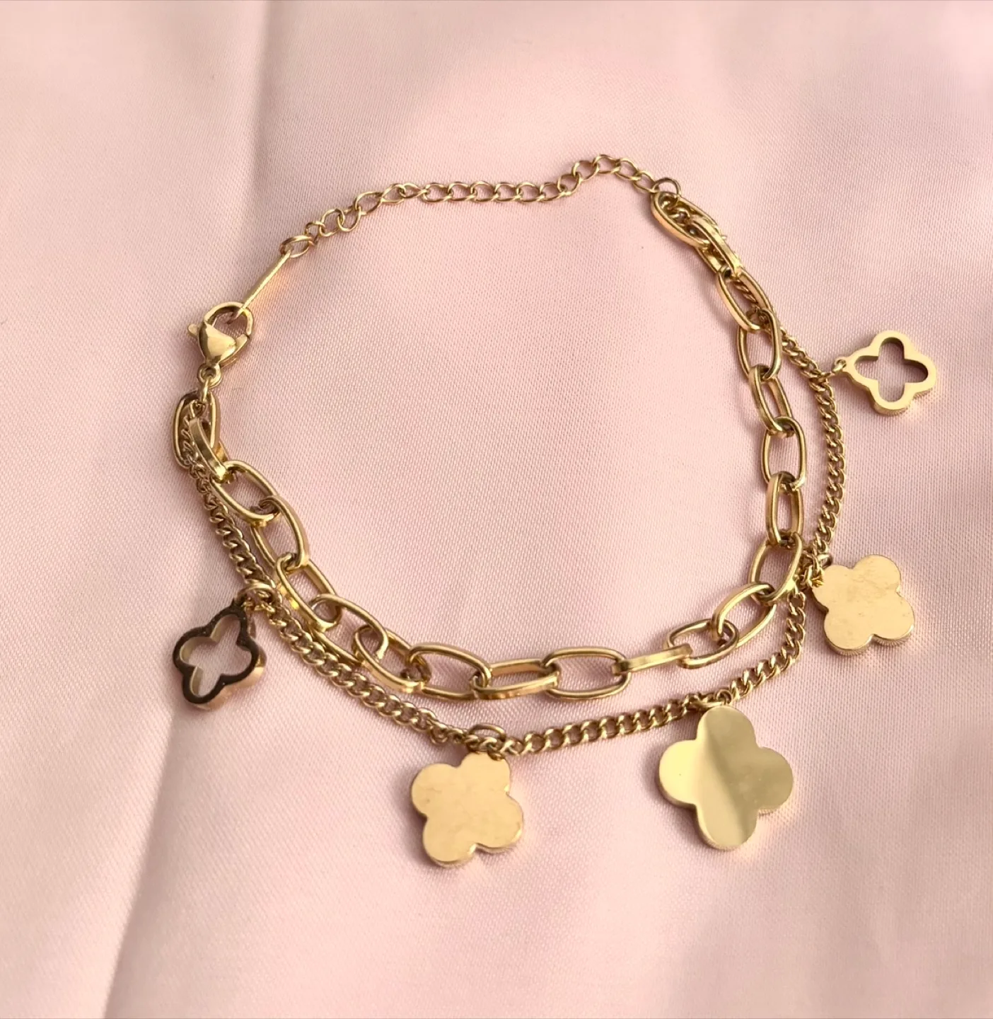 Gold plated Clover Charm Bracelet ‼️final price ‼️ image indicator(2)