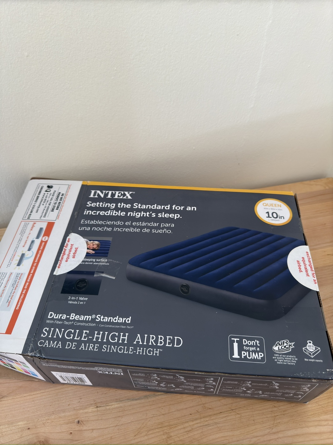 Intex Single-High Airbed + Hand Pump - photo 3