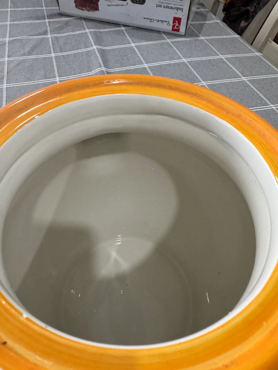 Vintage Italian Ceramic Lidded Jar image indicator(2)