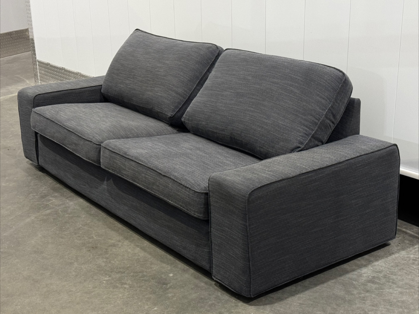 Kivik sofa Free delivery - photo 3