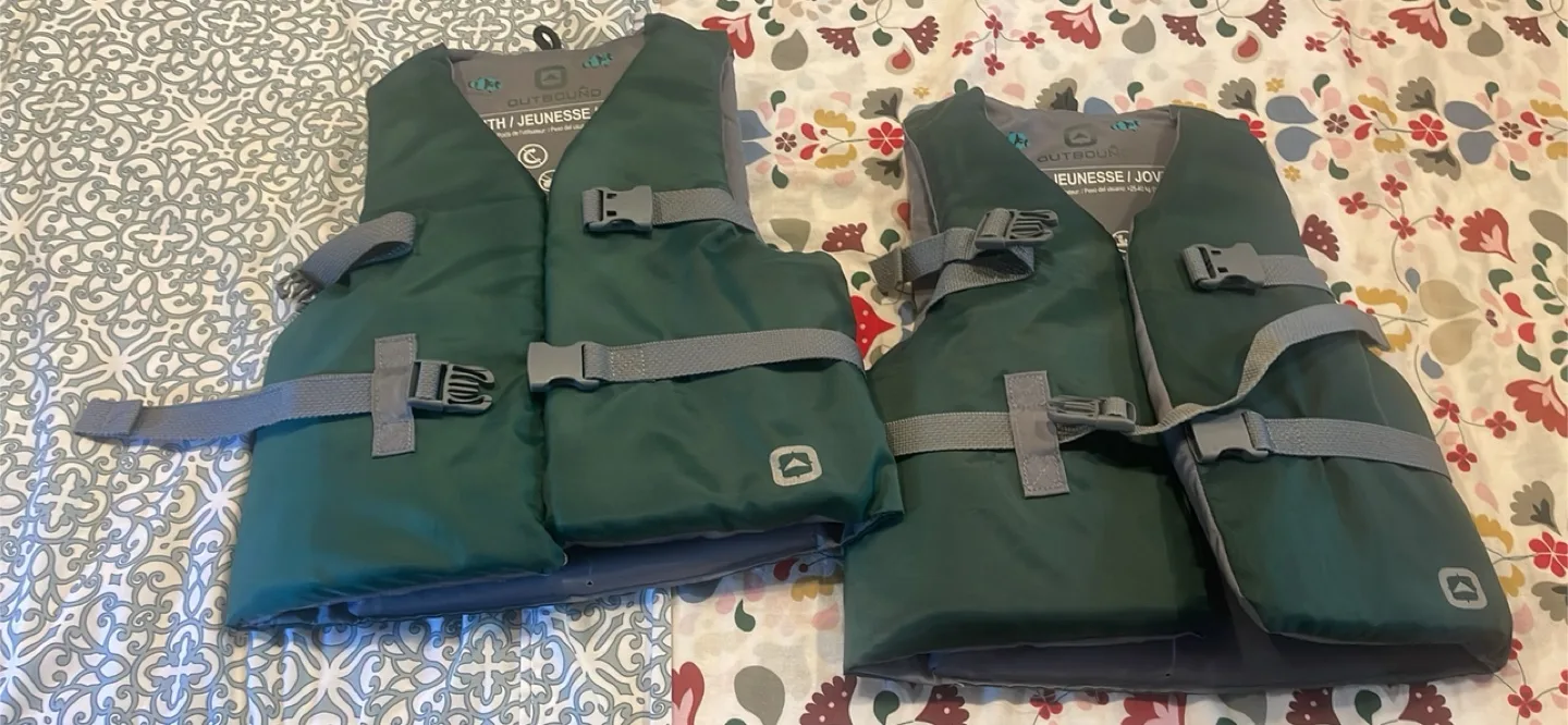 Outbound Youth Life Jacket - Size 55-88lbs thumbnail