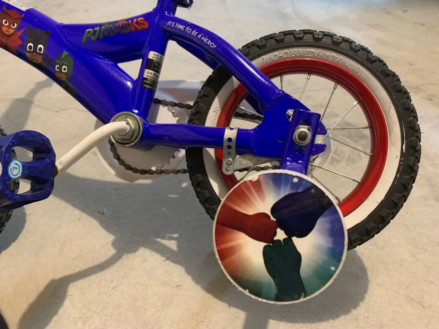 PJ Masks Kids' Bike 12” image indicator(2)