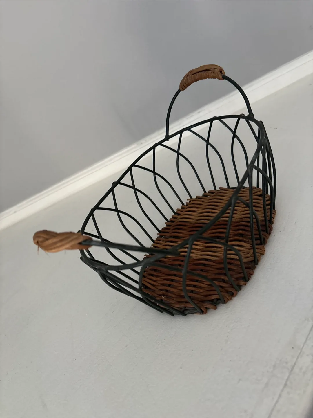 Wire and Wicker Basket with Handles image indicator(3)