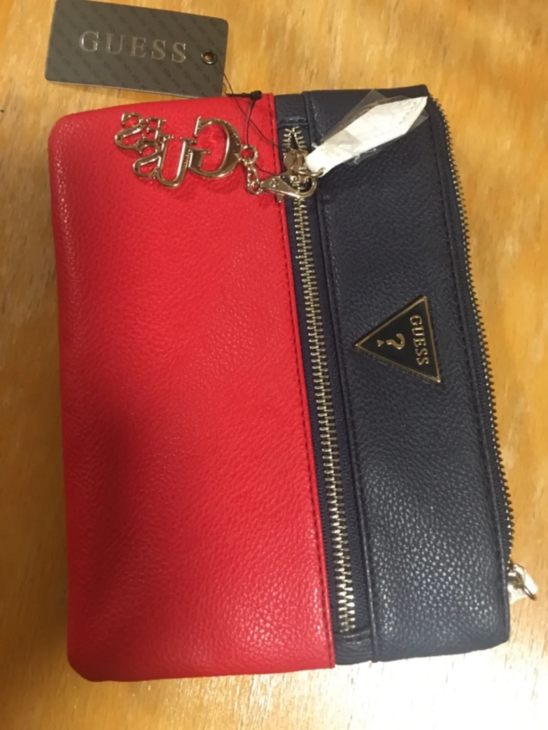 Guess Meridaa Red Combo Wallet thumbnail