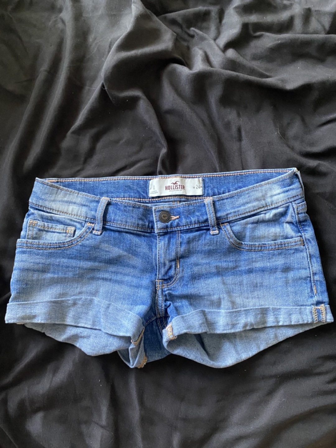 Hollister Low-Rise Denim Shorts Size 0