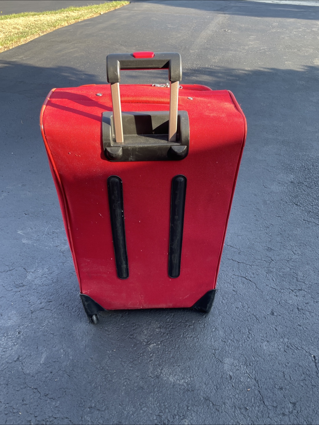 Large 30” Travel Land Suitcase - photo 4