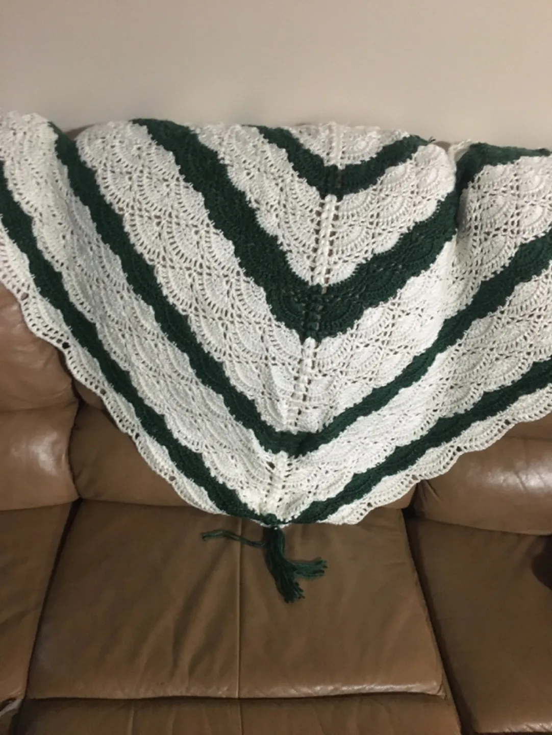 Handmade Crochet Shawl - Green & White image indicator(2)