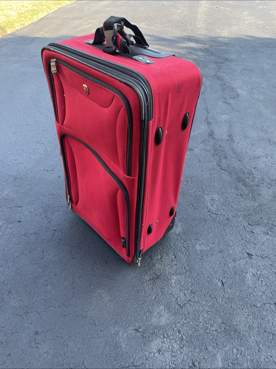Large 29” Swiss Gear Red Luggage