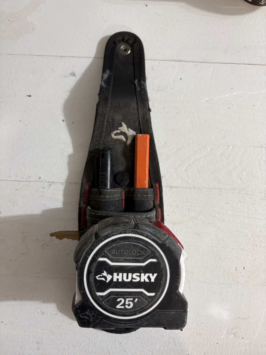 Husky 25' Autolock Tape Measure with Holder