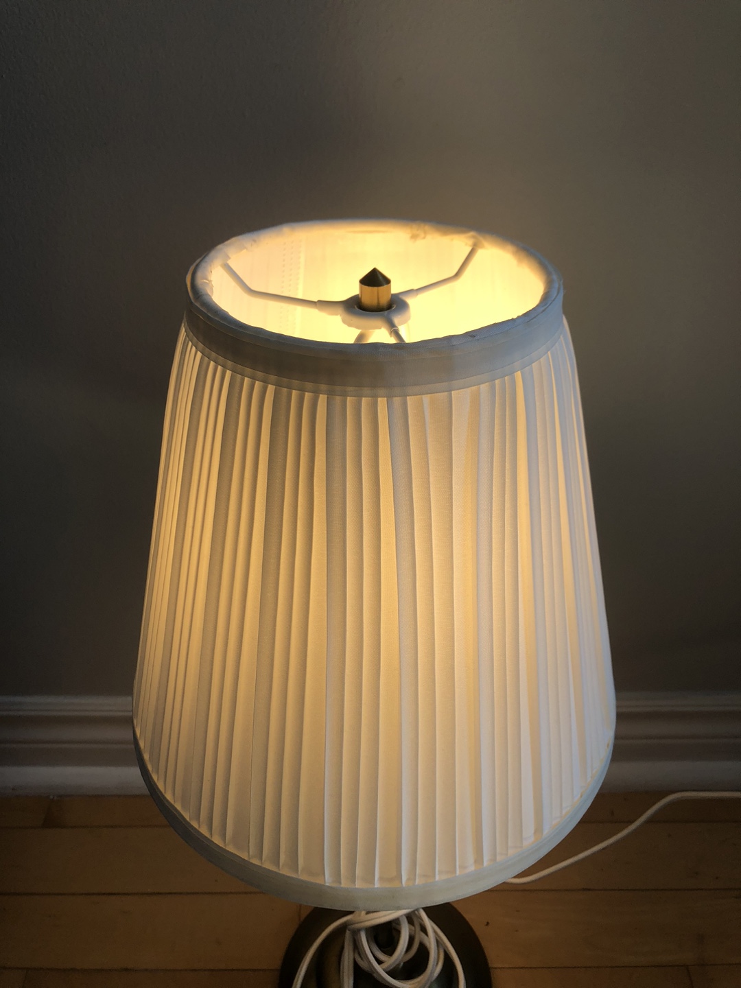 IKEA ÅRSTID Table Lamp brass/white - photo 2