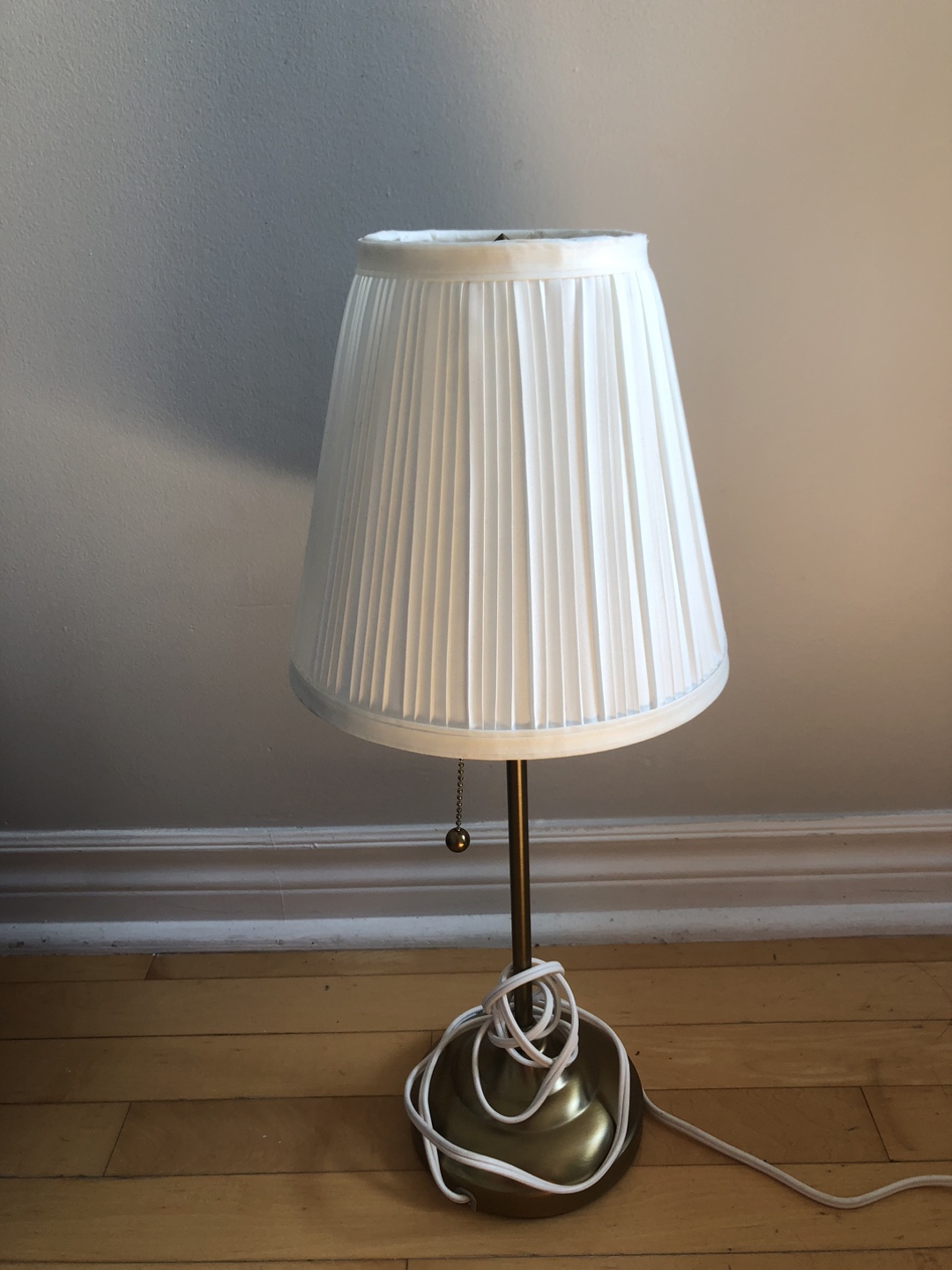 IKEA ÅRSTID Table Lamp brass/white