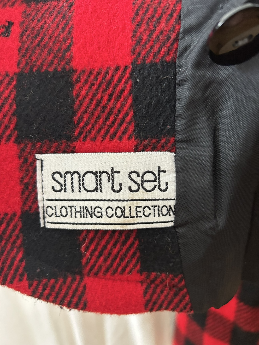 Womens’ Red & Black Plaid Cropped Jacket - Size 7/8 - photo 3