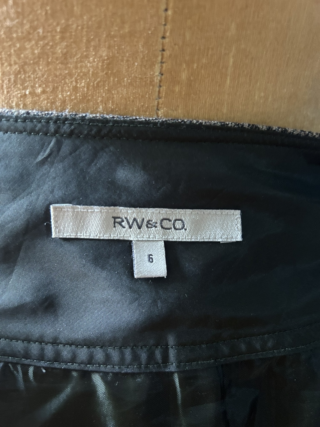 RW&CO Plaid Skirt Suit - Size 6 - photo 5
