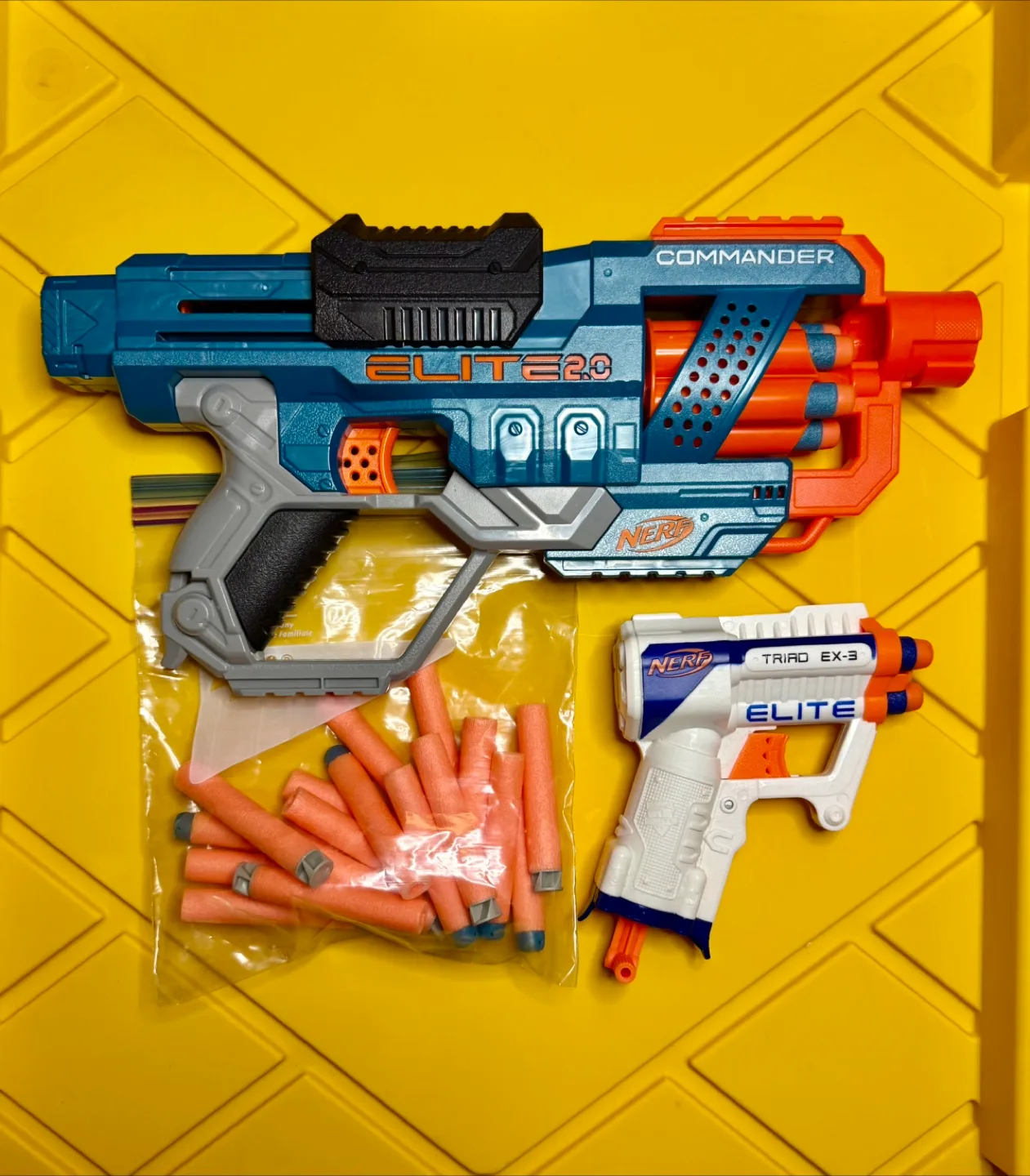 Nerf Elite 2.0 Commander RD-6 & Triad EX-3 Blasters + Darts thumbnail