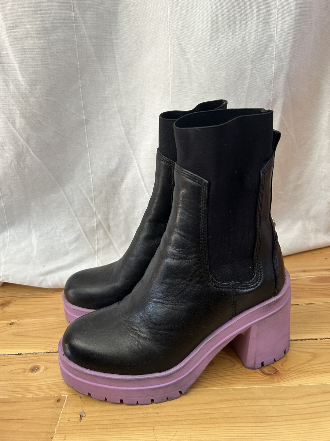 Call It Spring Black Boots Size 7 - photo 2