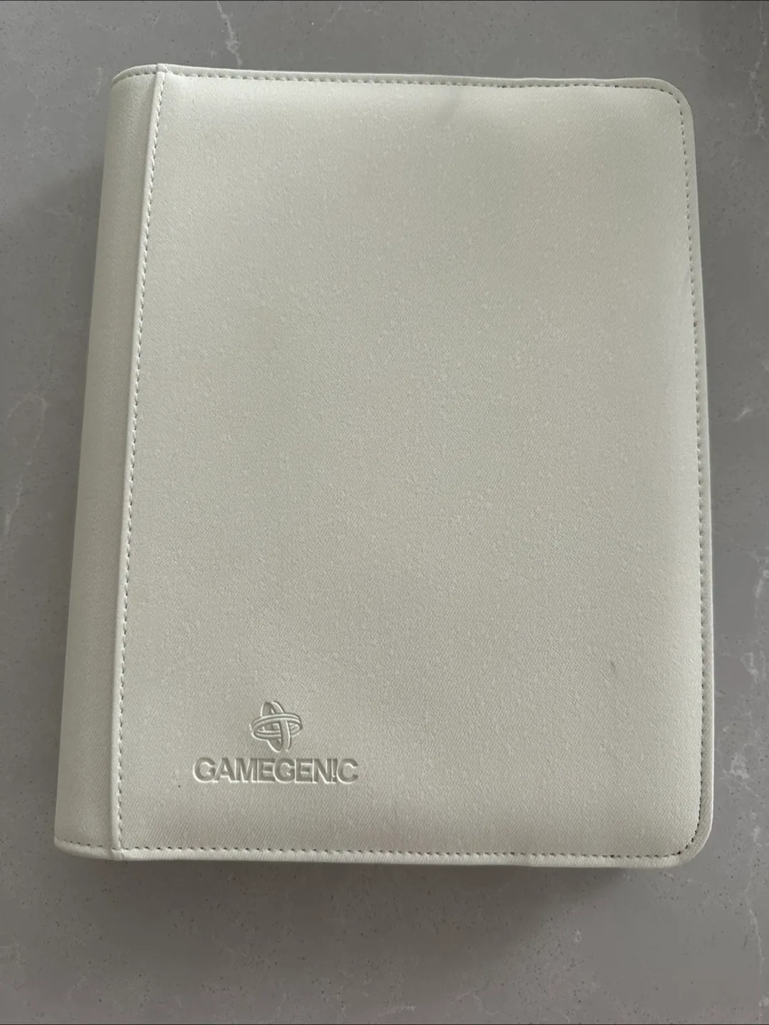 Gamegenic Card 4pocket - White image indicator(3)