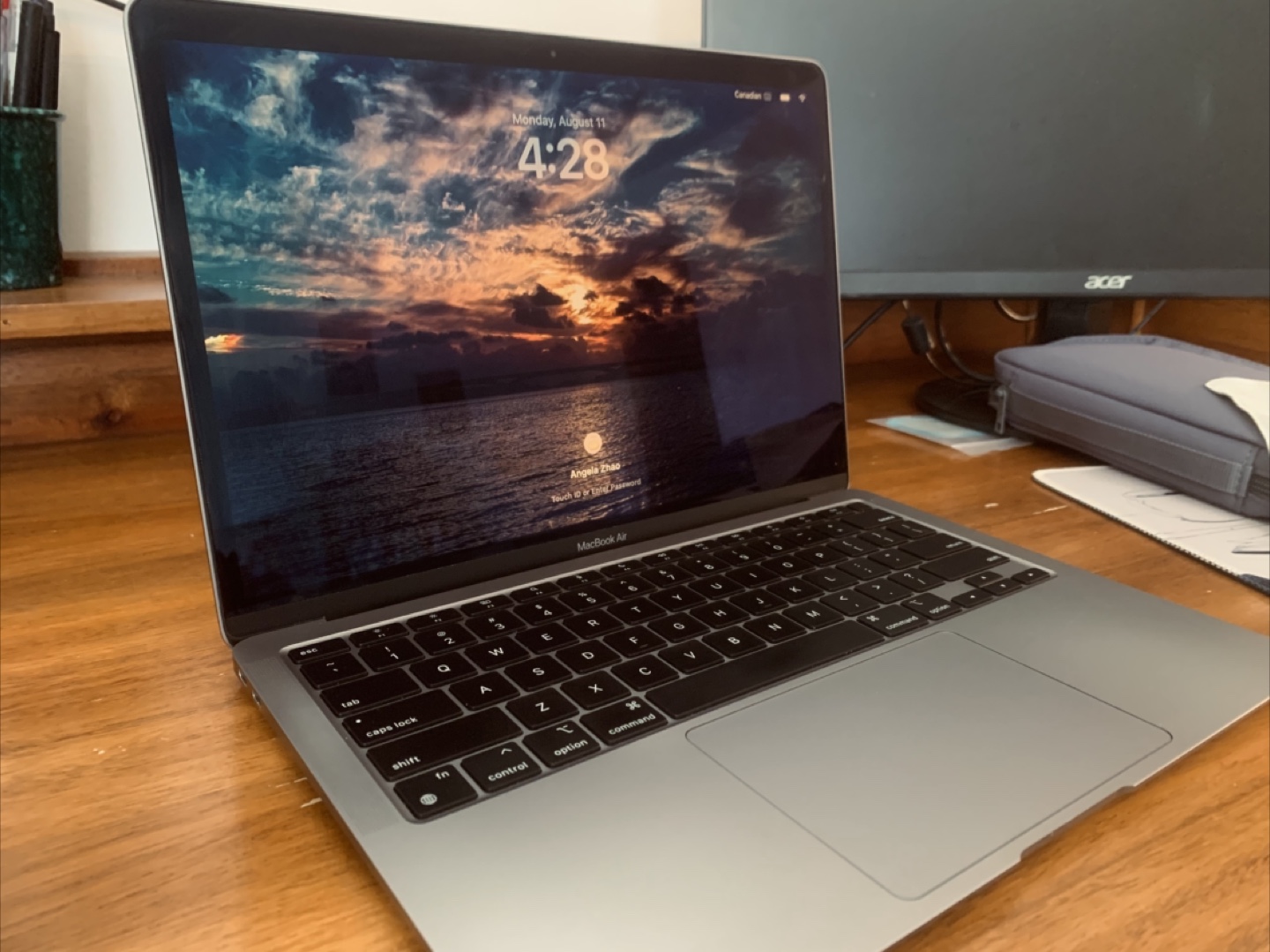 MacBook Air M1 space grey - photo 4