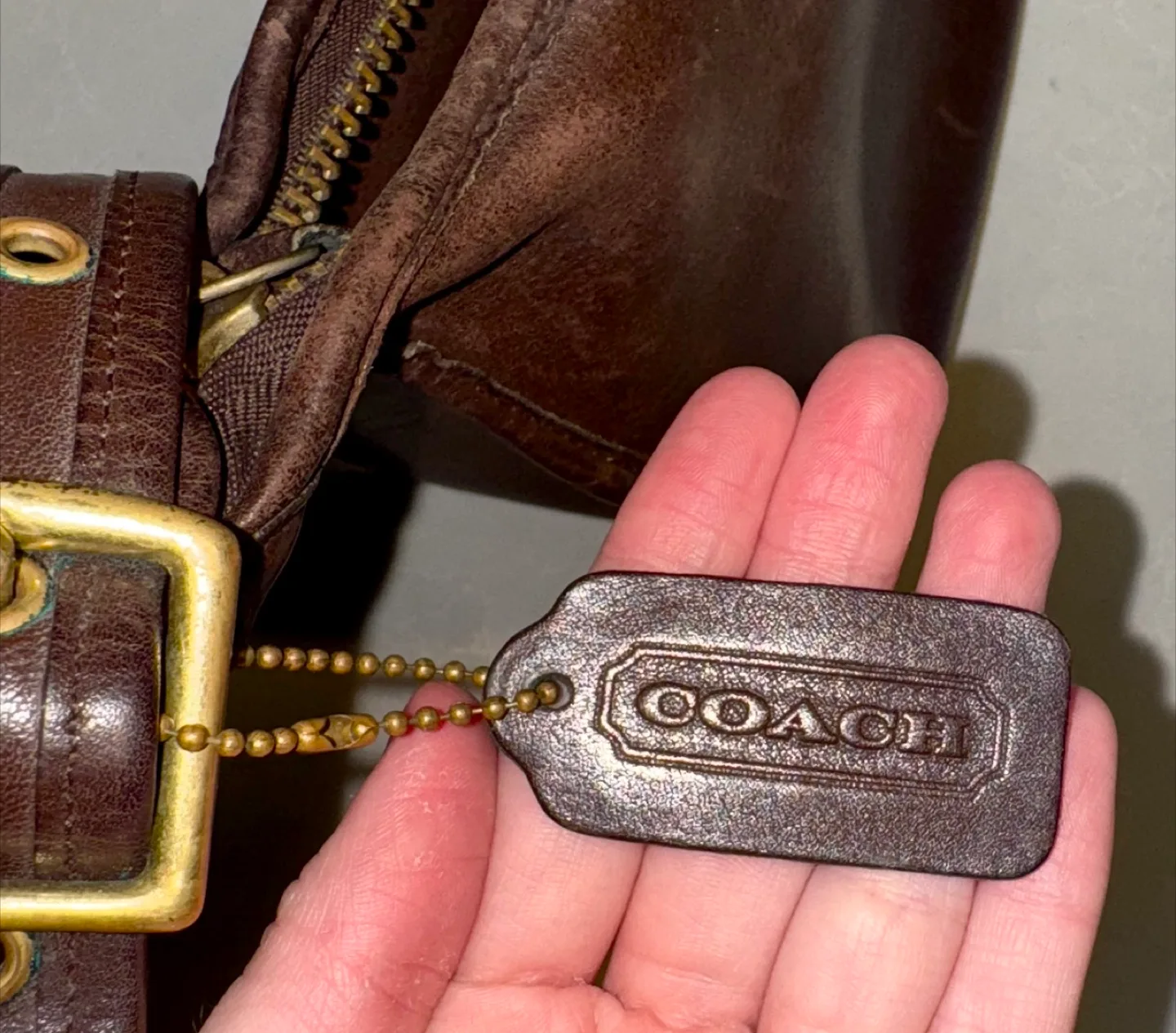 Vintage Coach Brown Leather Shoulder Bag image indicator(4)