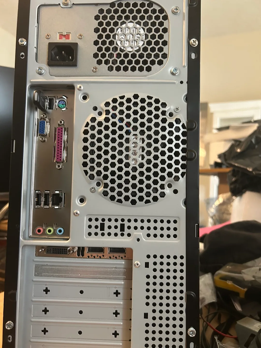 Good PC for Work, School and Casual Gaming image indicator(3)