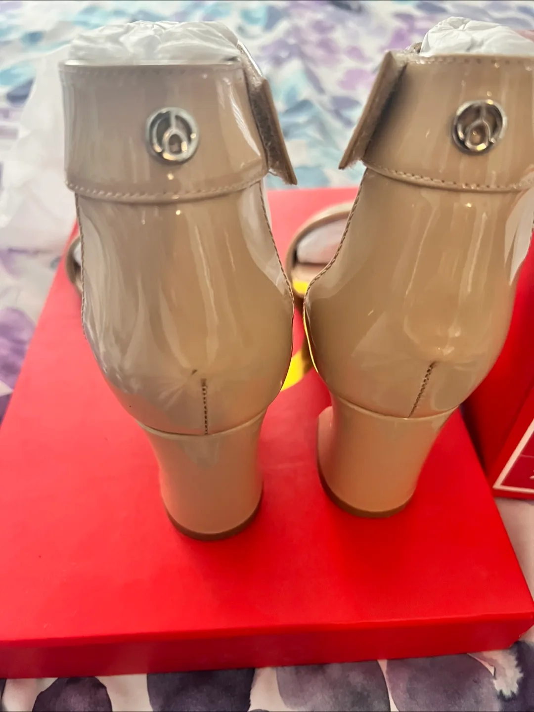 New Wishbone Daniella Heel - Size 7 image indicator(3)