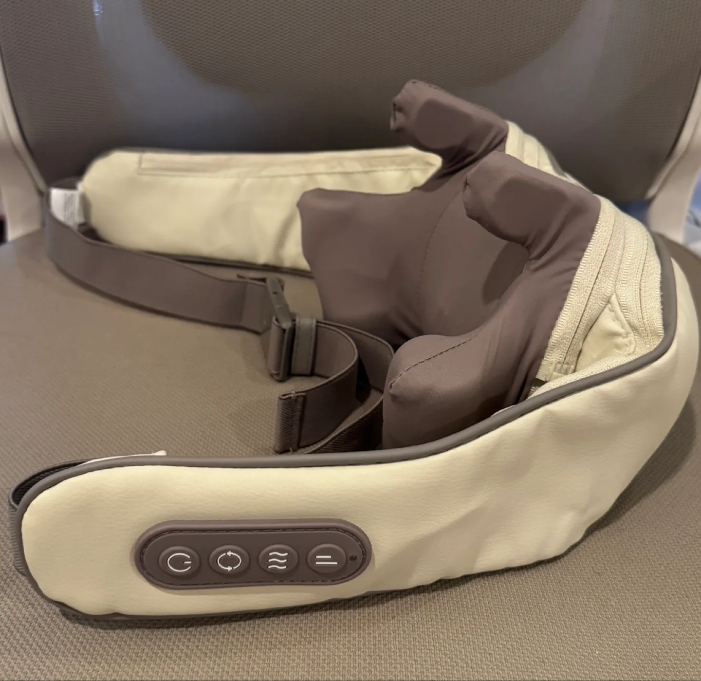 Breo Neck & Shoulder Massager image indicator(2)