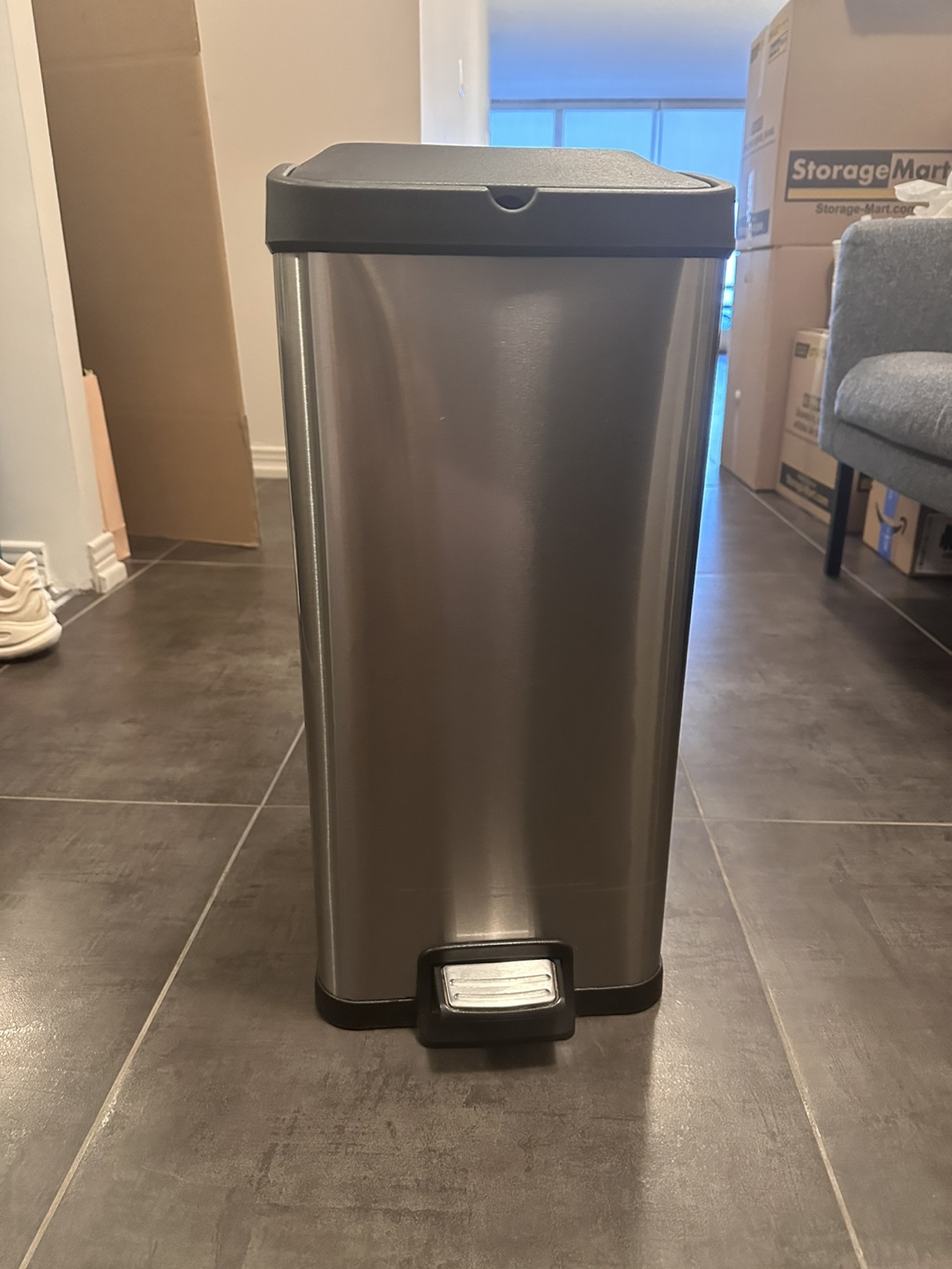 Stainless Steel Step Trash Can 30L