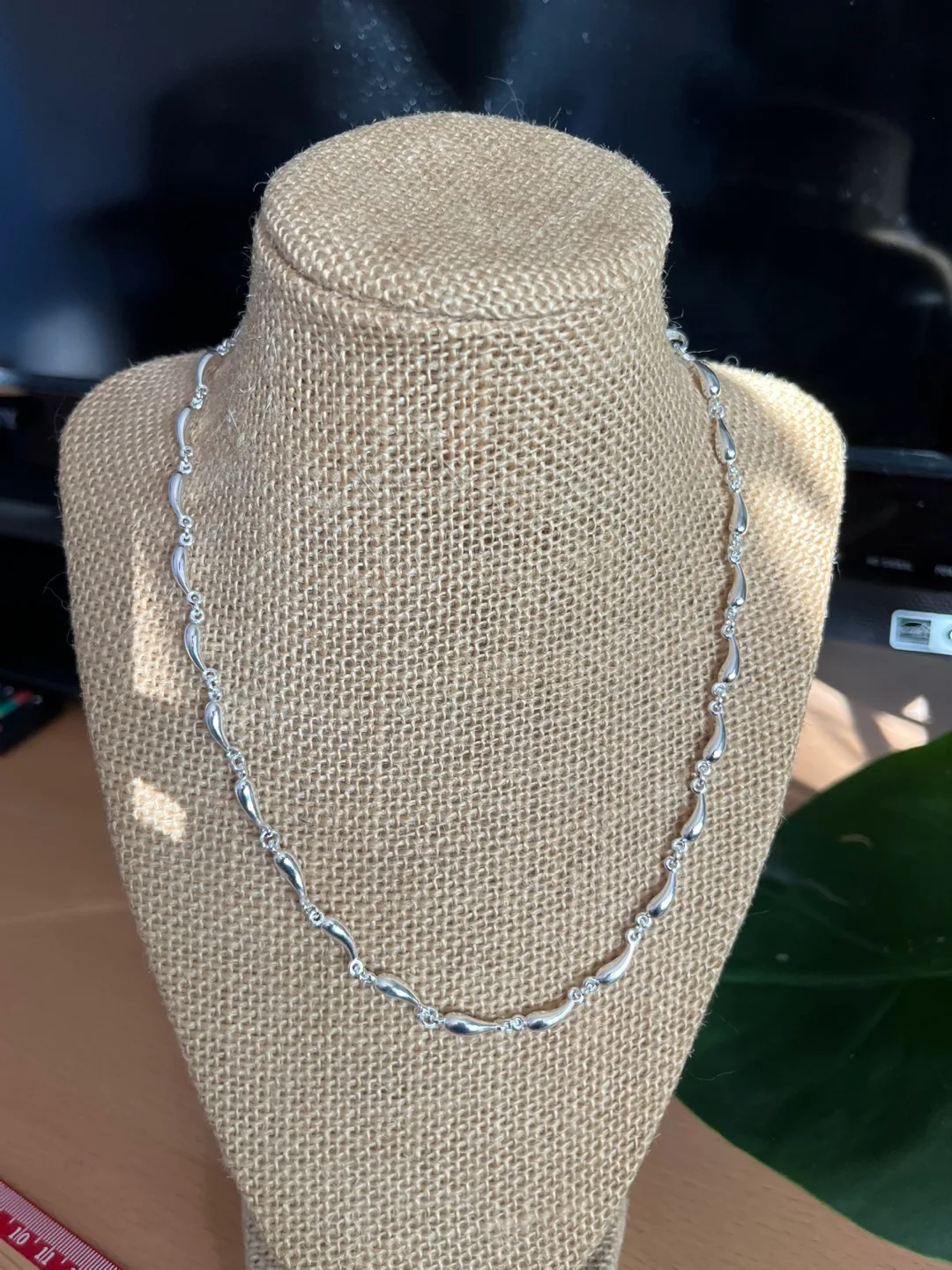 Silver  Necklace, 21 inches image indicator(2)