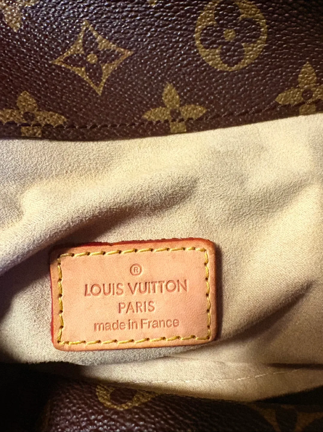 Louis Vuitton Monogram Empreinte Artsy MM Hobo Bag image indicator(8)