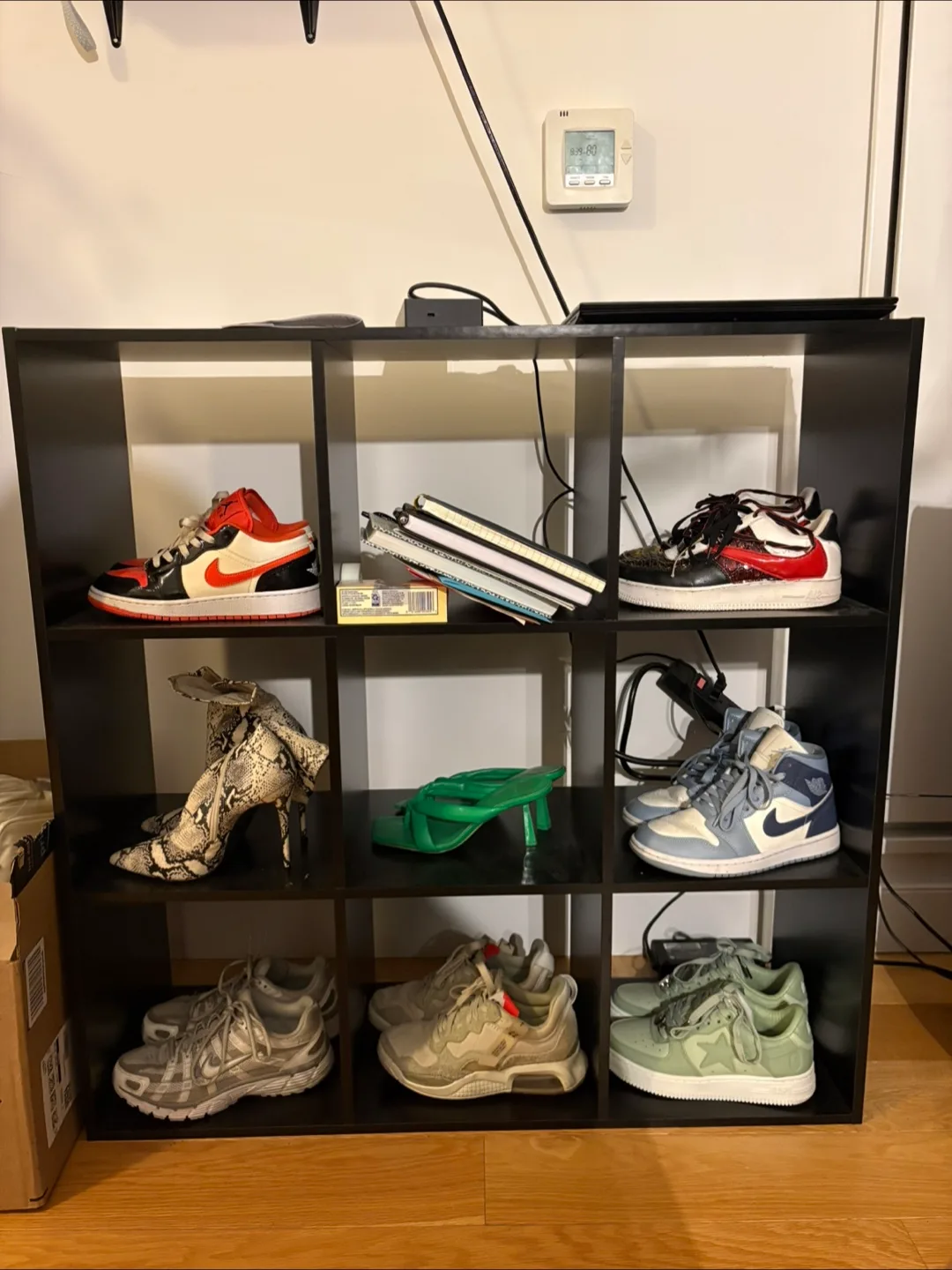 9-Cube Organizer Shelf - Black thumbnail