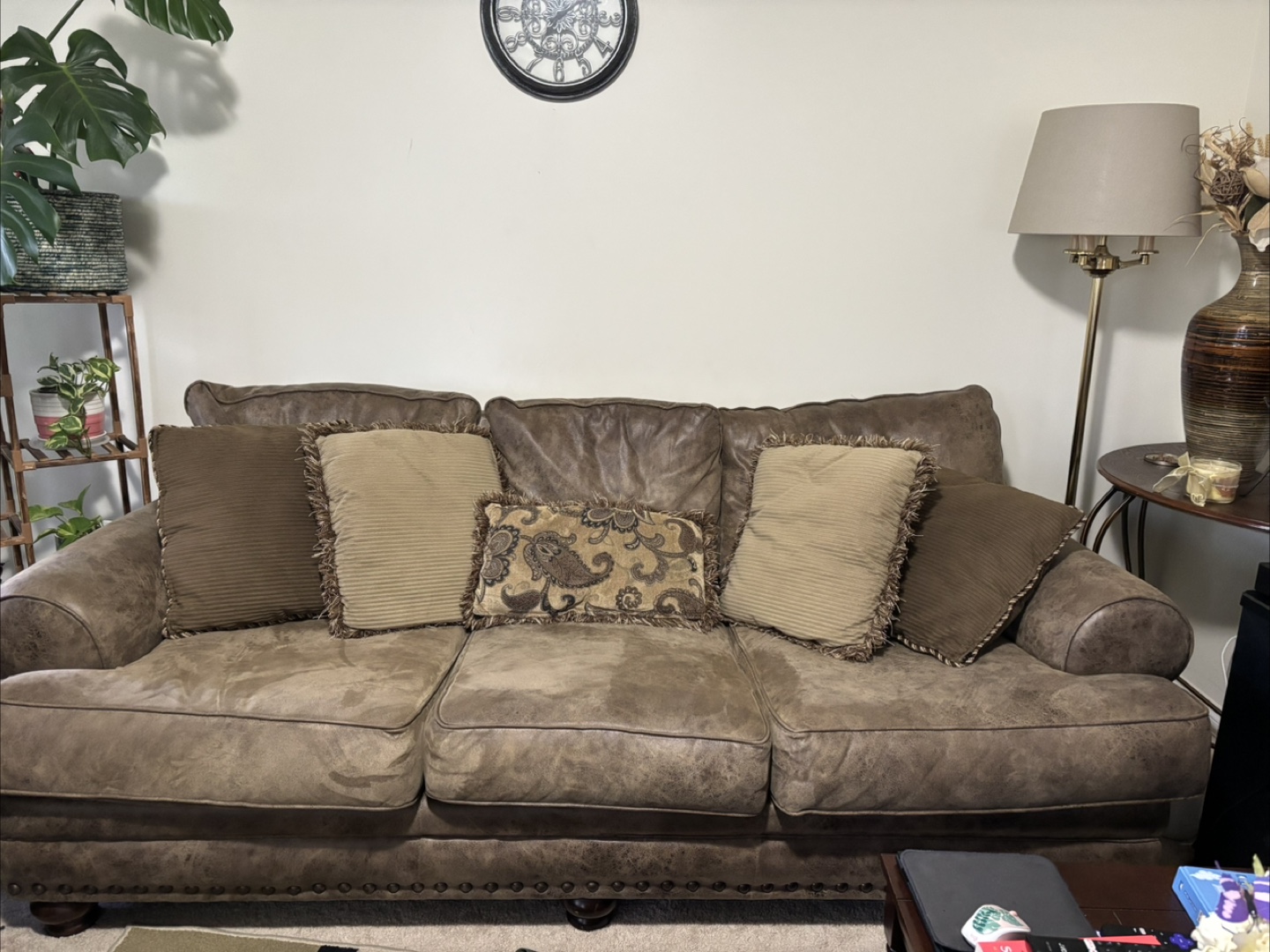 Brown Leather Sofa - Comfortable and Stylish