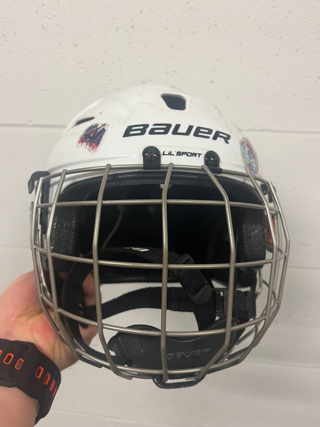 Bauer Lil Sport Helmet & Hockey Skates - Size Y6