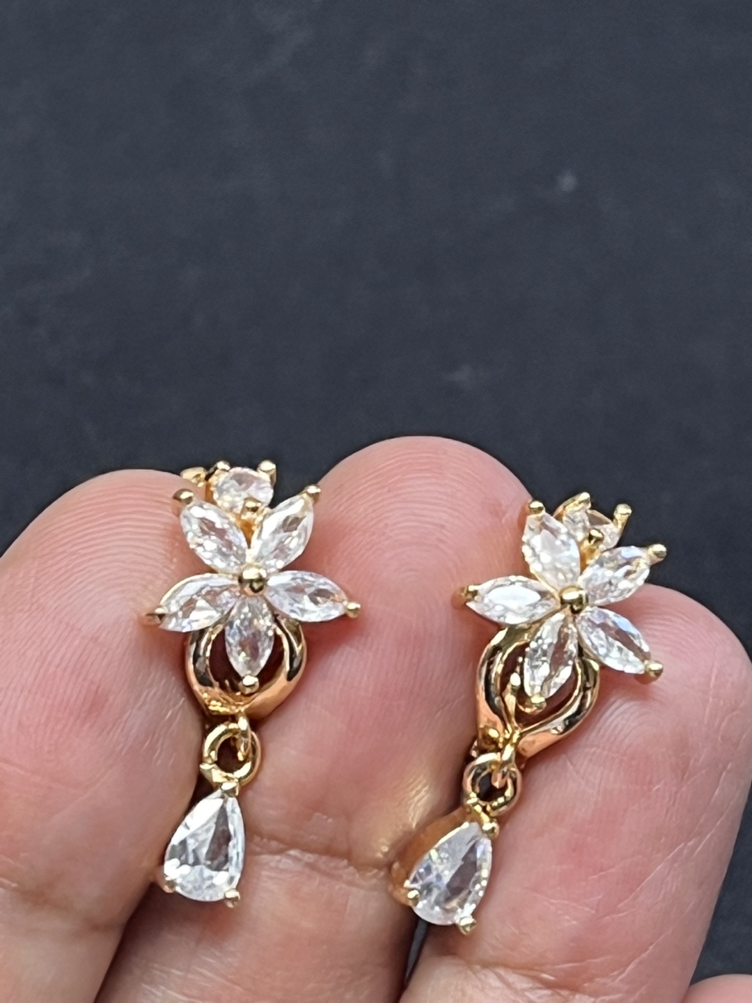 Floral design topaz Gold filled Dangle Earrings - photo 3