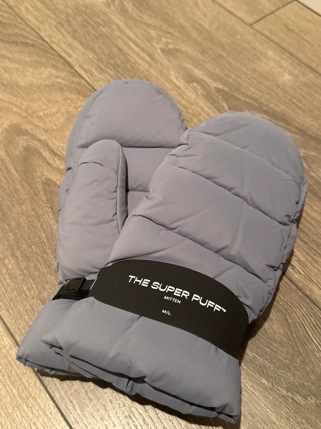Aritzia The Super Puff Mitten - M/L thumbnail